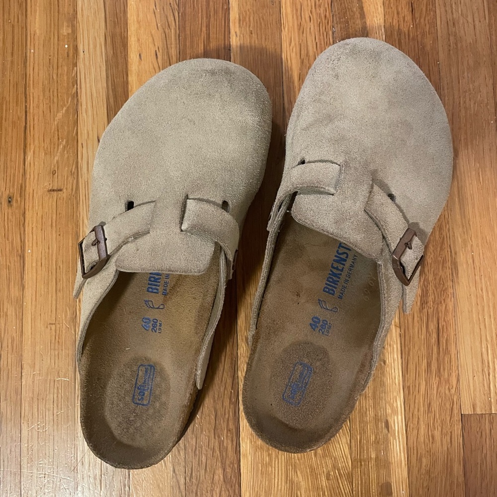 Birkenstock Boston Soft Footbed Suede Leather in Taupe